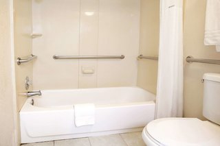 quality inn and suites orlando east ucf area