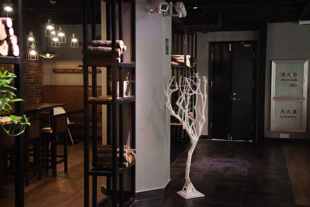 fish inn east nanjing road