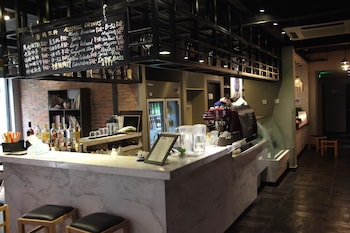 fish inn east nanjing road