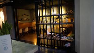 fish inn east nanjing road