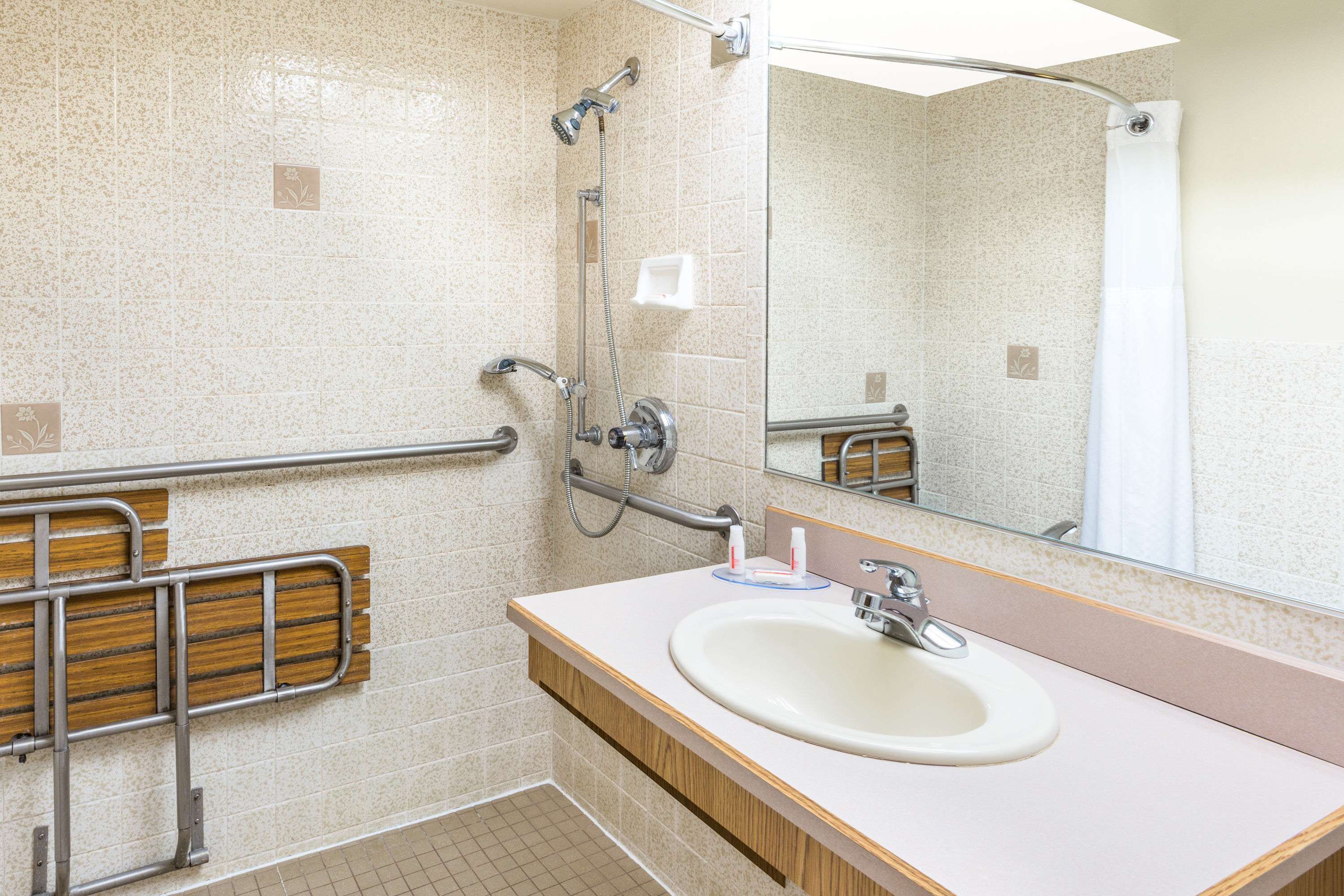 days inn by wyndham black bear