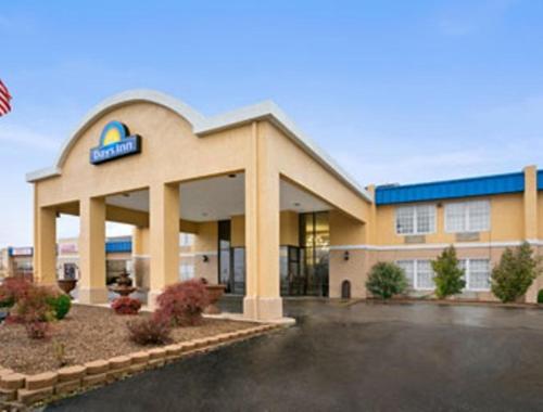 Days Inn By Wyndham Madisonville,Mortons Gap>>Madisonville,2 star