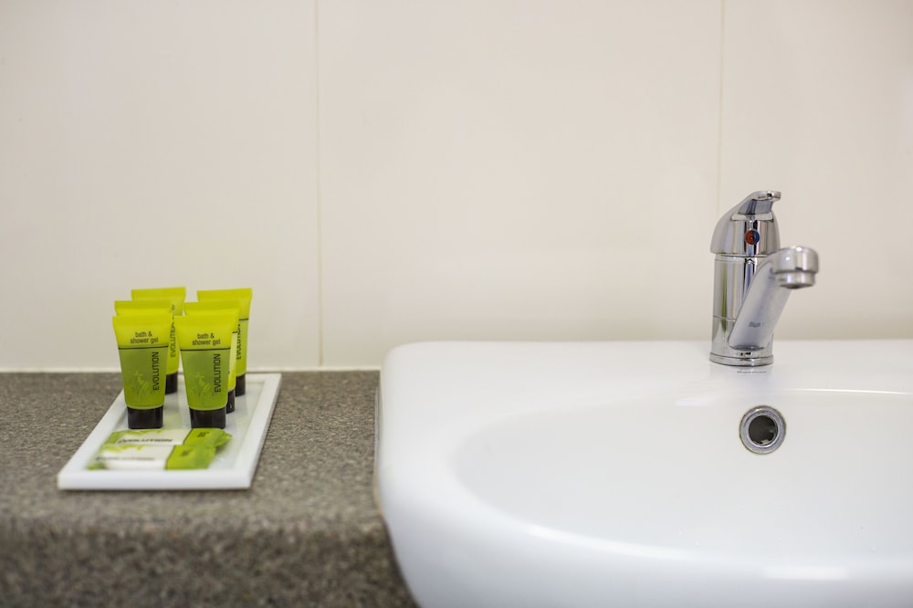 nightcap at golden beach tavern