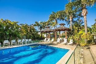 nightcap at golden beach tavern