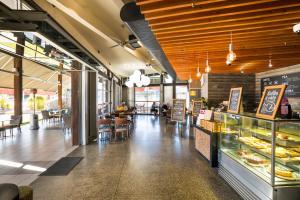 nightcap at golden beach tavern