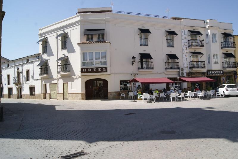 Hotel La Encomienda,Coria>>Caceres Province,1 star
