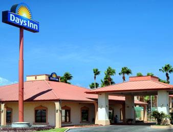 days inn by wyndham portland corpus christi