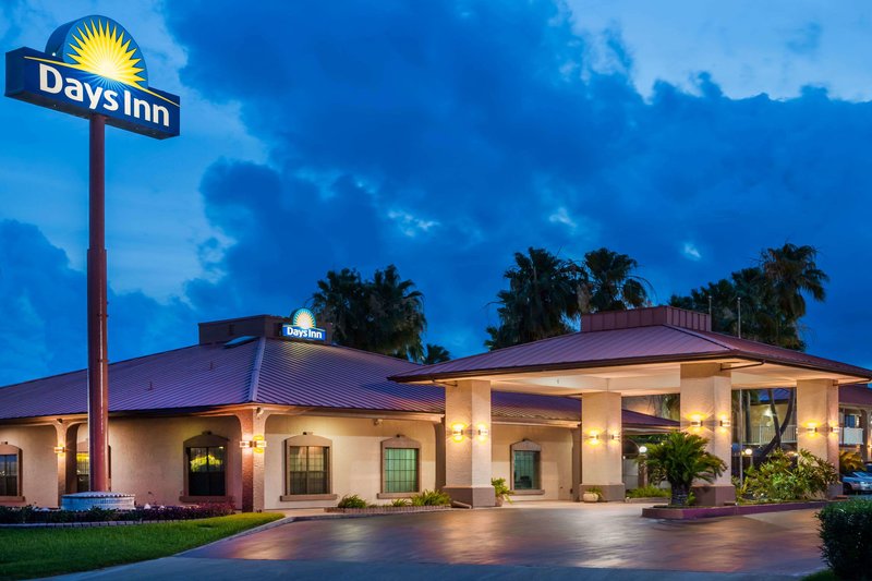 days inn by wyndham portland corpus christi