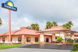 days inn by wyndham portland corpus christi