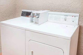 days inn by wyndham portland corpus christi