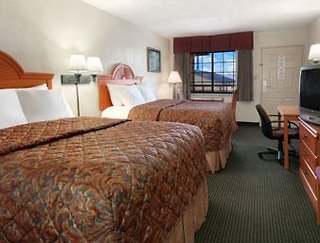 Days Inn By Wyndham Portland/Corpus Christi,Portland>>Corpus Christi,3 star