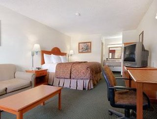 Days Inn By Wyndham Portland/Corpus Christi,Portland>>Corpus Christi,3 star