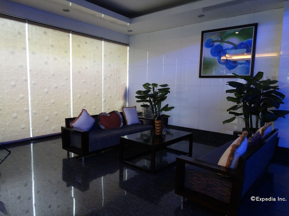blueberry tourist hotel