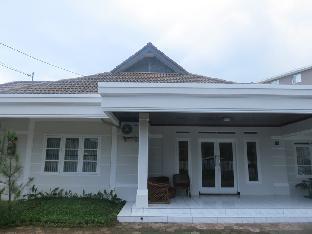 Elenor's Home At Eyckman,Pasteur>>Bandung,3 star