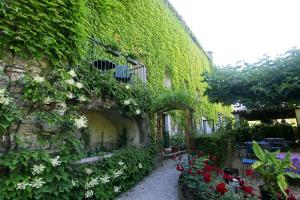 logis hotel les norias