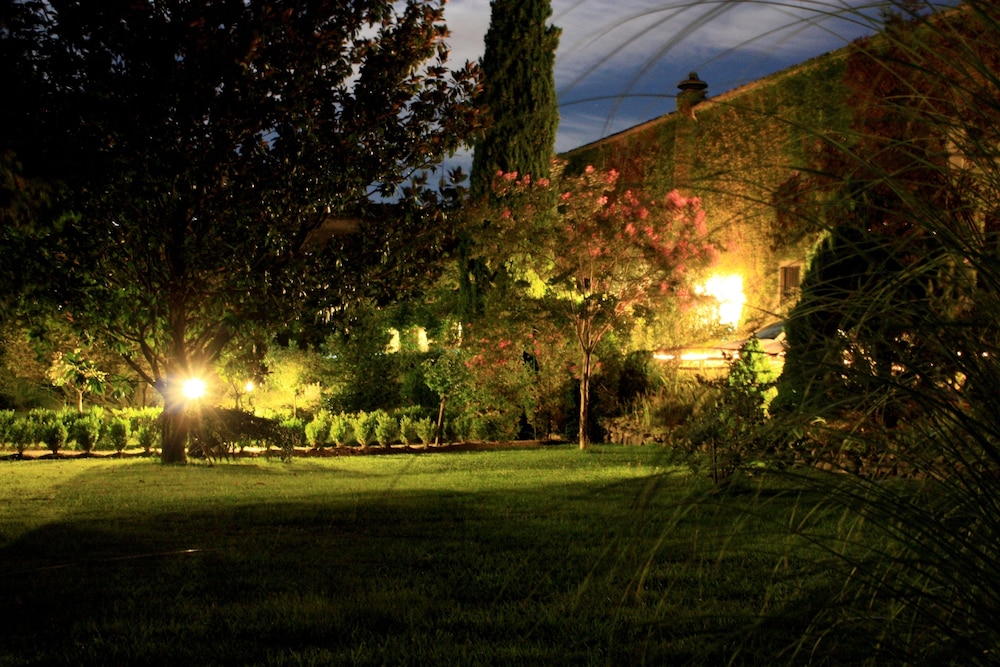 logis hotel les norias