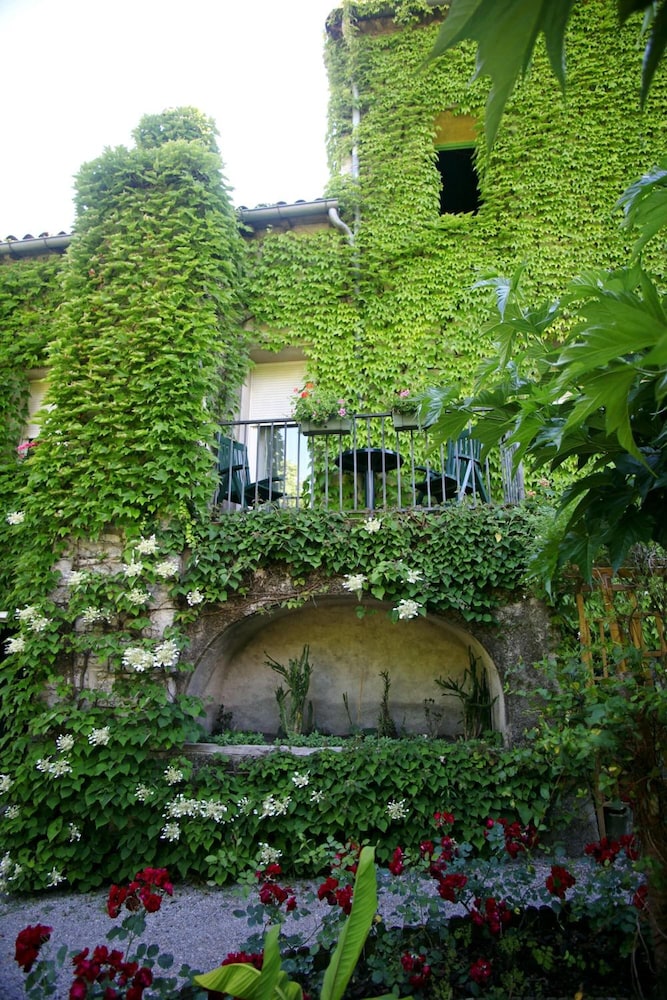 logis hotel les norias