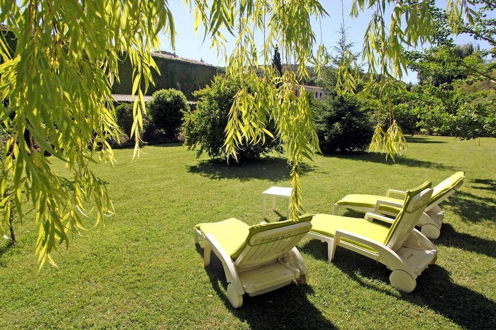 logis hotel les norias