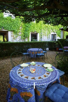 logis hotel les norias