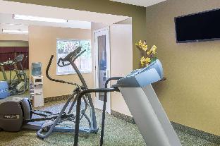 Days Inn By Wyndham Redwood City,Redwood City>>North Fair Oaks,2 star