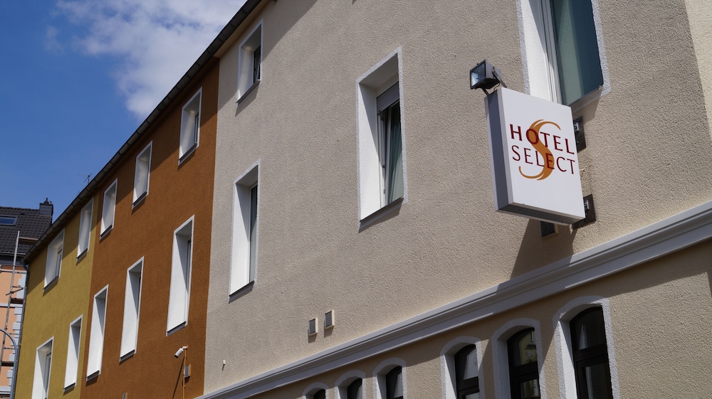 hotel select