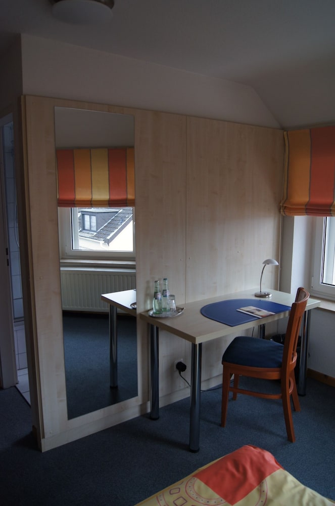 hotel select