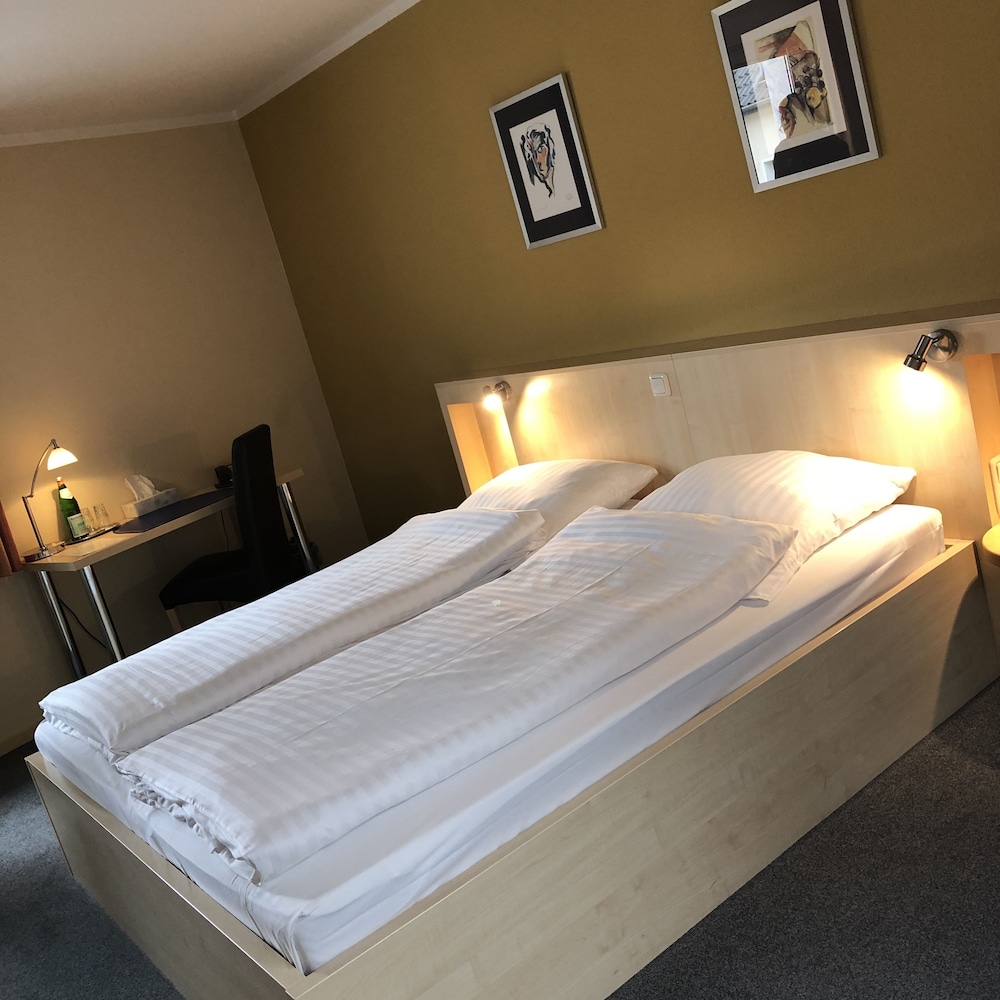 hotel select