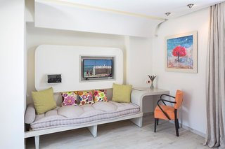 kouros art hotel adults only