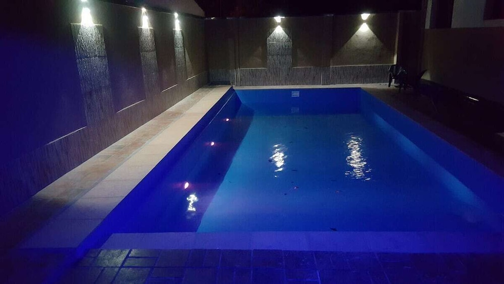 hotel tierra colorada