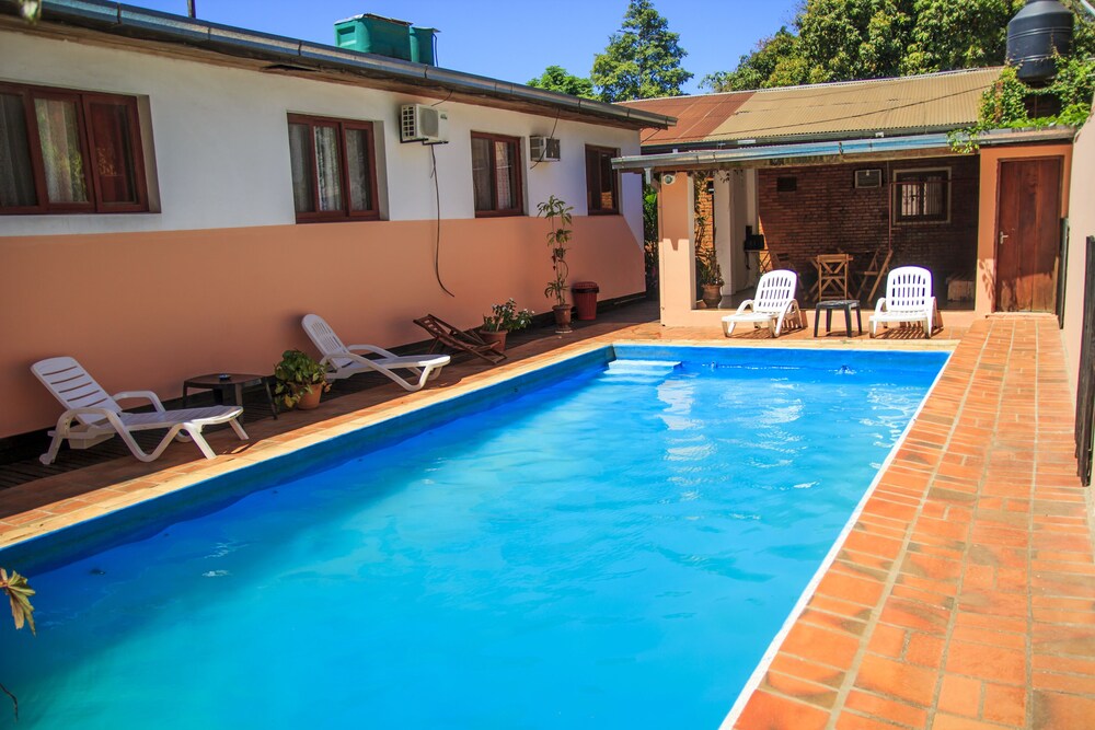 hotel tierra colorada