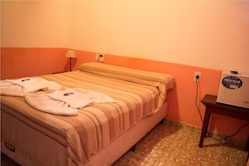 hotel tierra colorada
