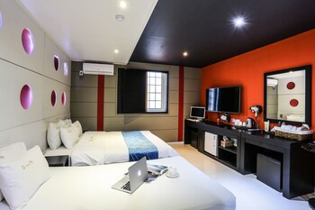 hotel 99