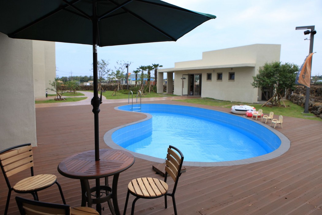 Comma & Resort,Jeju City>>Jeju,3 star