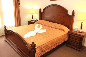 sportsmens lodge adults only