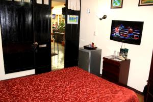 sportsmens lodge adults only