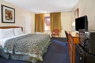 days inn by wyndham st augustine i 95 outlet mall