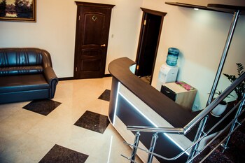 Omega Hotel,Bugulma>>Almetyevsk,3 star