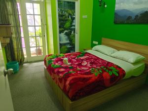 ch travellers inn