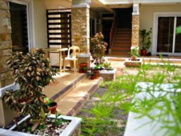 ernests place boracay