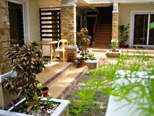 ernests place boracay