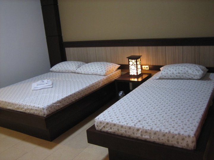 ernests place boracay