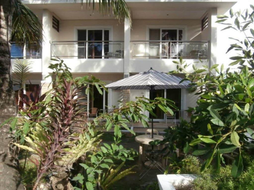 ernests place boracay