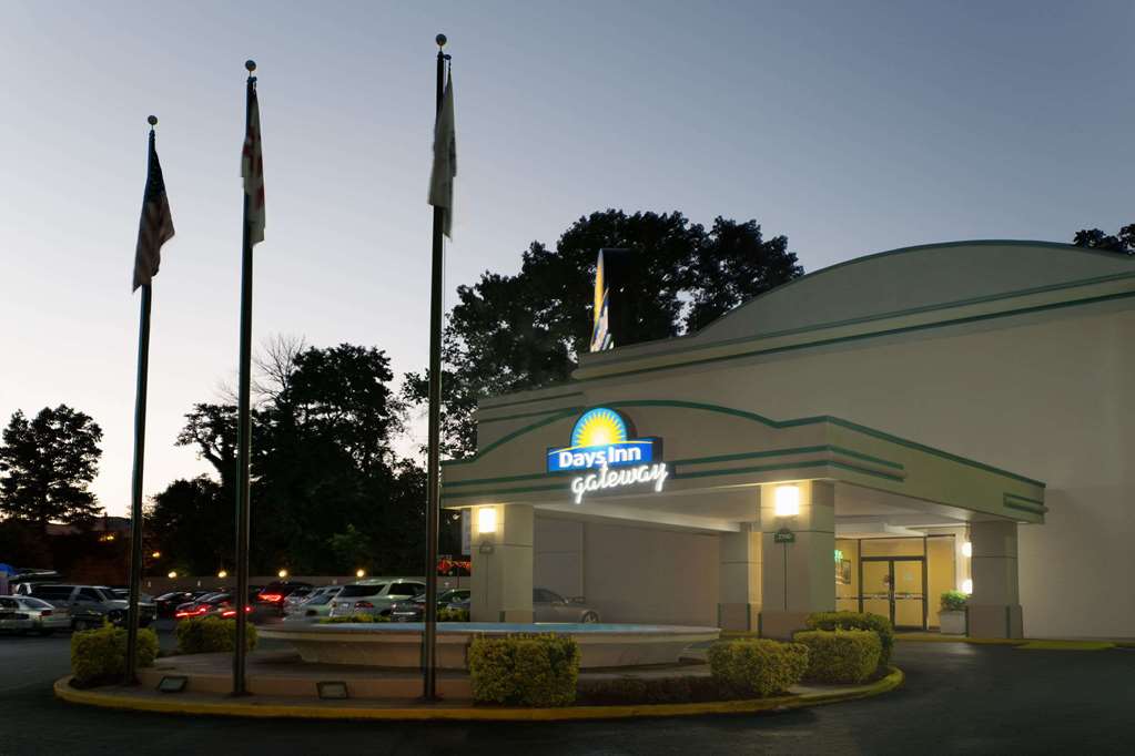 days inn washington dc gateway