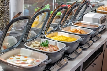 art hotel miyazaki sky tower