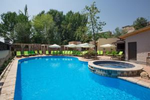 Green Palace Hotel,Yerevan Botanic Garden>>Yerevan,4 star