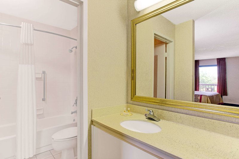 days inn by wyndham wilson