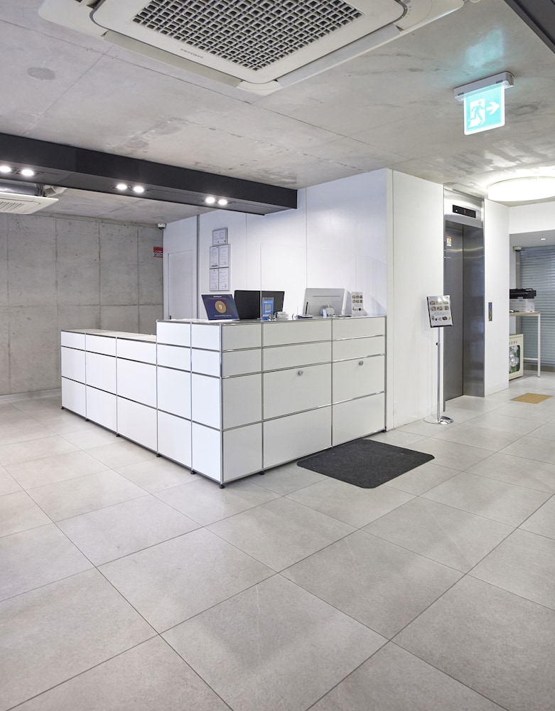 creto hotel myeongdong