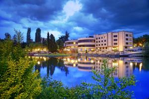 Hotel-Img