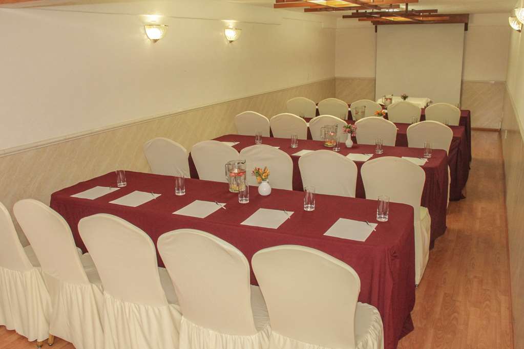 radisson hotel and convention center toluca