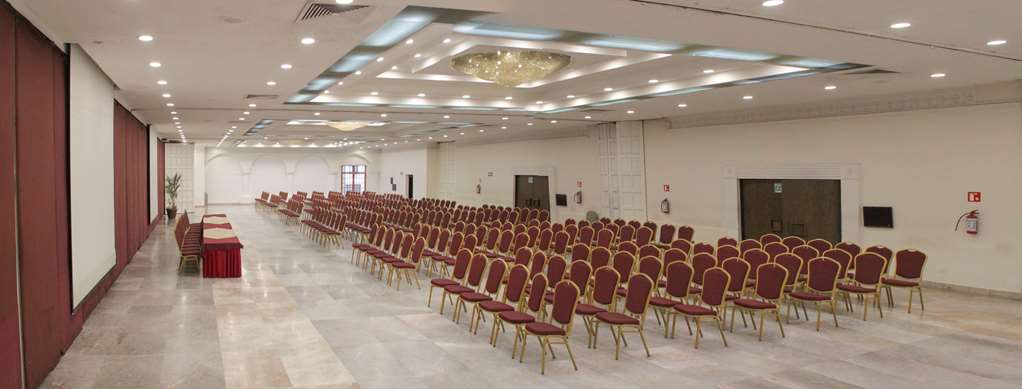 radisson hotel and convention center toluca